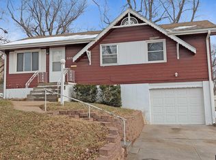 5317 N 64th St, Omaha, NE 68104