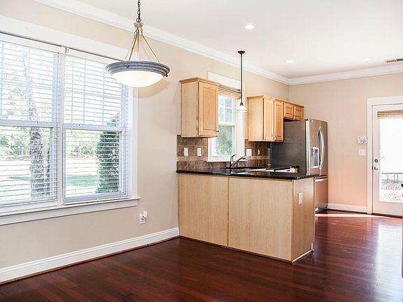 3rd image of 11205 Blue Cedar Ln