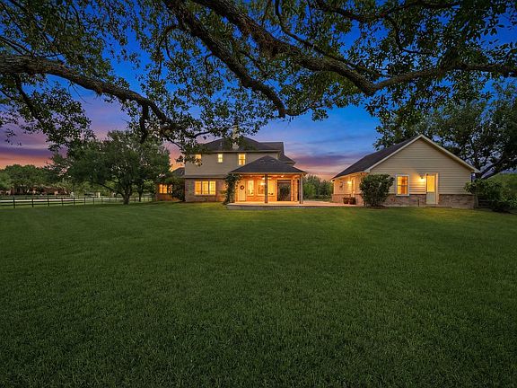 2nd image of 4535 Box Turtle Ln