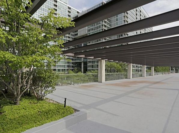 9715 Woods Dr UNIT 1405