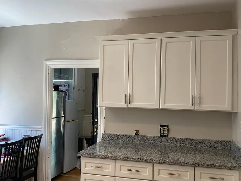 148 Governor St #2 — Photo 5