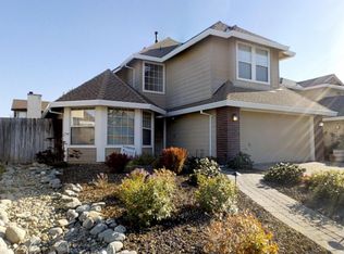 8368 Alpinmead Cir, Sacramento, CA