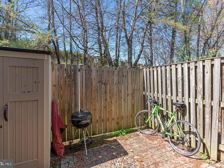 1854 Dutch Village Dr #270 — Photo 9
