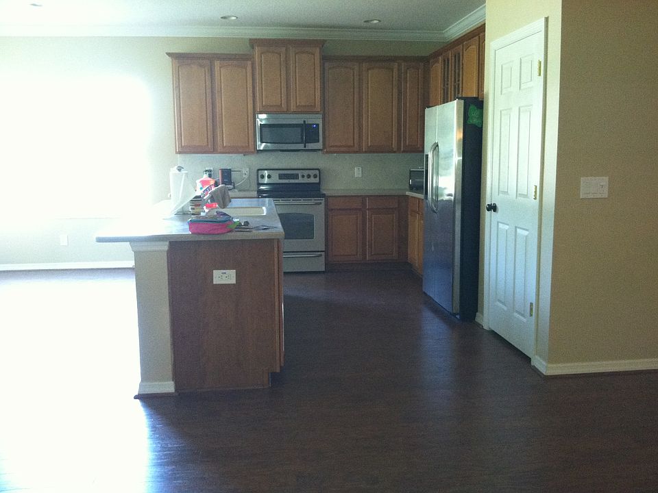 2nd image of 2326 123rd Pl E
