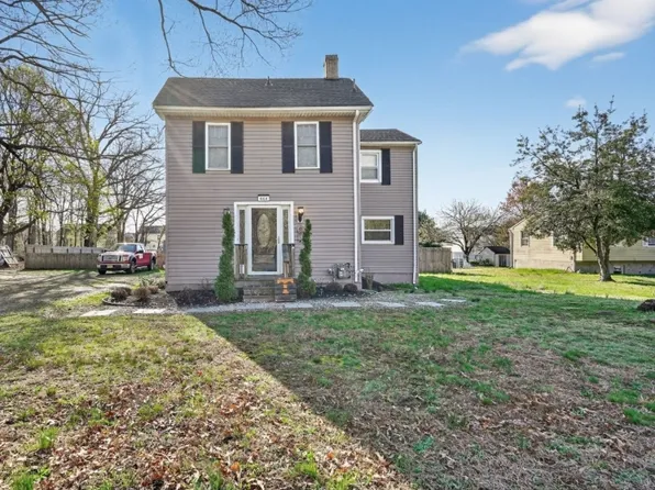 664 Chestnut St, Monroe Twp., NJ 08094