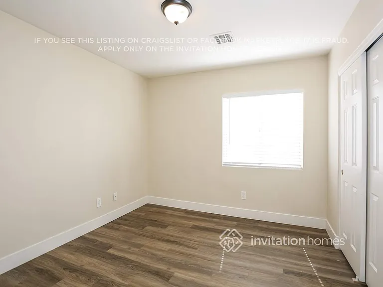 5912 Negril Ave — Photo 11