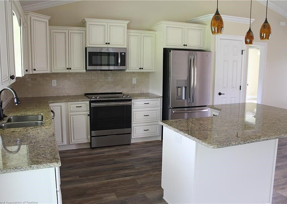 2nd image of 4945 Myrtle Beach Dr