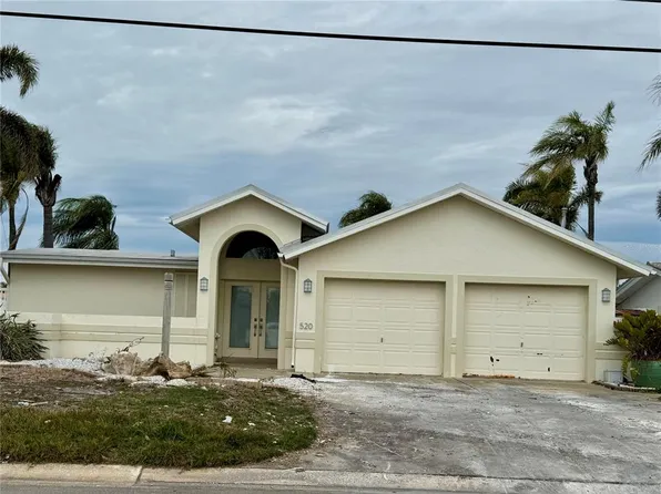 520 115th Ave, Treasure Island, FL 33706