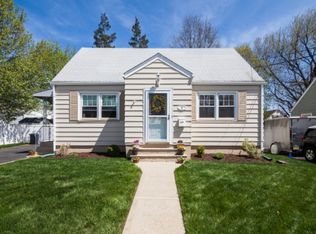 9 Park Hill Ter, Clifton, NJ 07013