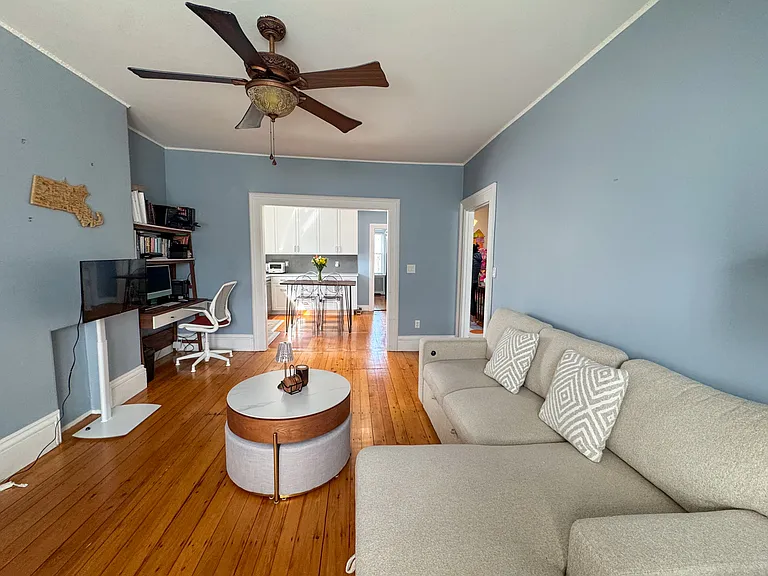 137 Walnut St #3 — Photo 2
