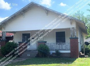 917 S 5th St, Ponca City, OK 74601