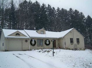 130 Maple Dr, Warrendale, PA 15086