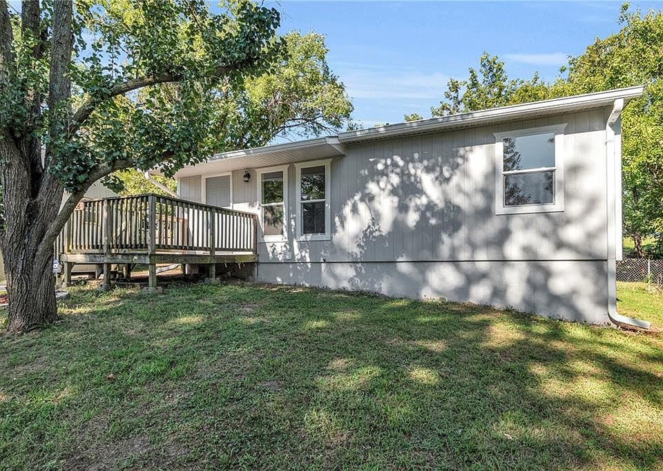 1st image of 506 N 83rd Pl