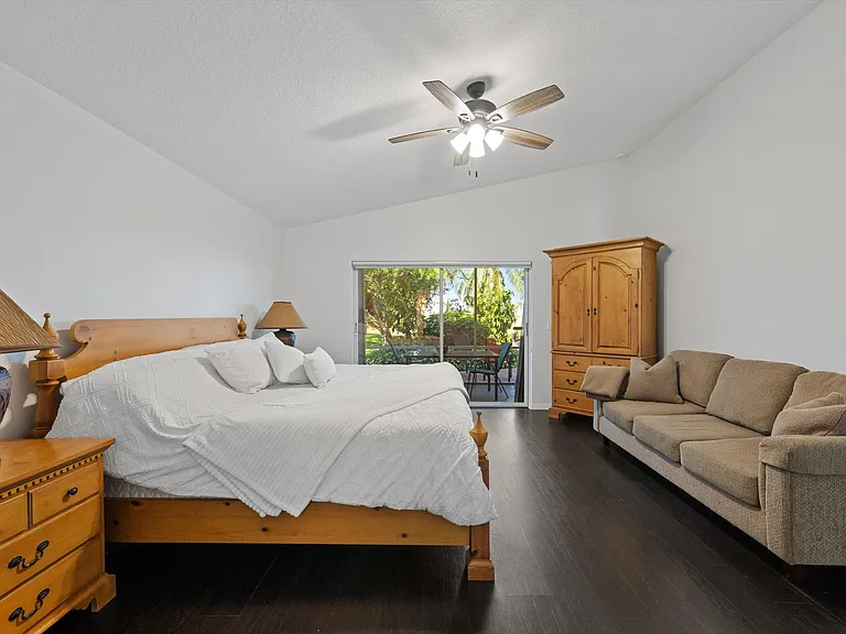 1871 Corsica Dr — Photo 21