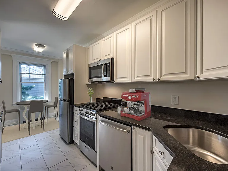 Chauncy Court Apartments — Photo 15
