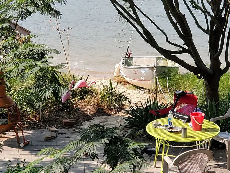 1331 Bayville St — Photo 26
