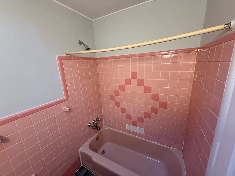 71 Suburban Ln — Photo 11