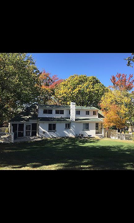 2nd image of 2717 Losantiridge Ave