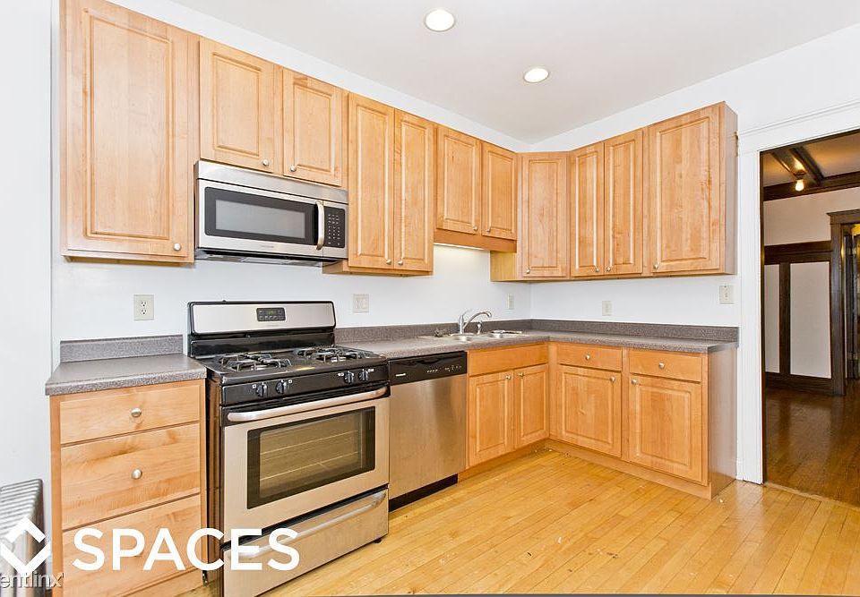 1st image of 2823 W Logan Blvd #Unt2823-2