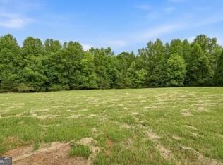 2 Hyalite Rd E, Dahlonega, GA 30533
