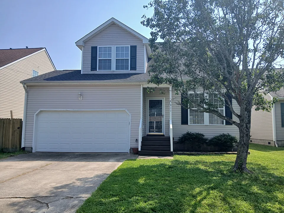 311 Outlaw St