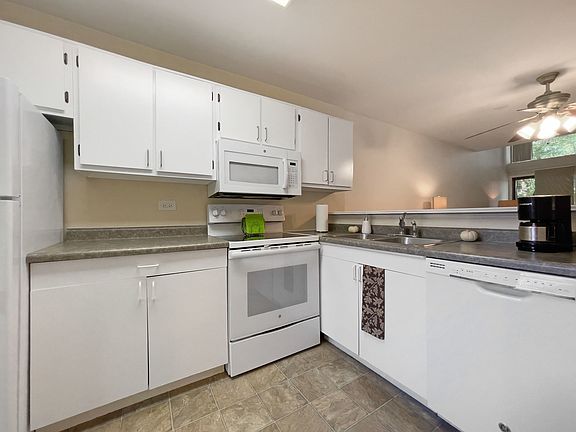 5th image of 5912 Meadow Dr #5912