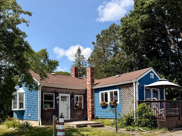 333 Old County Road, Rockland, ME 04841