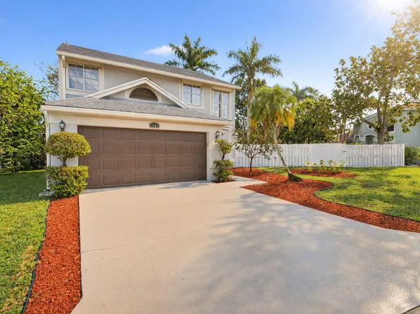 1103 W Fairfax Cir W, Boynton Beach, FL 33436