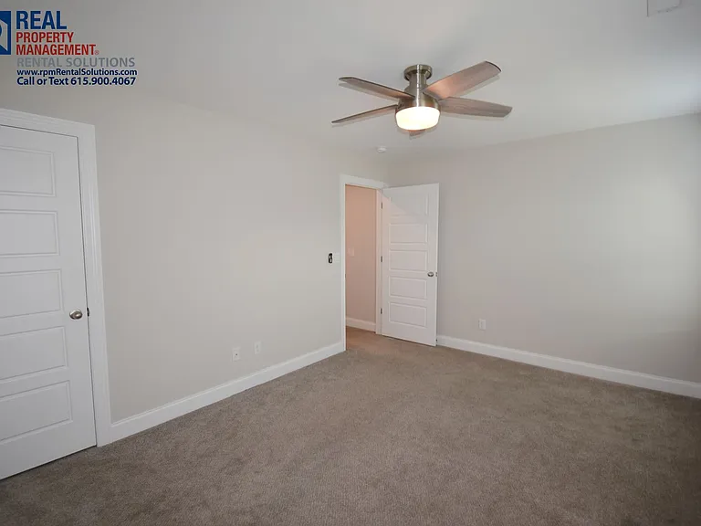 555 Gresham Ln #E4 — Photo 13