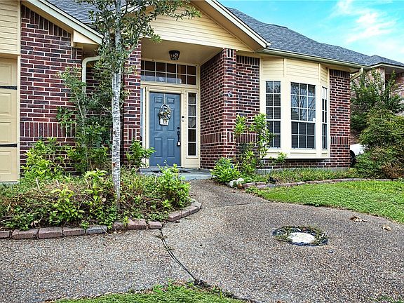 3rd image of 5106 Cavendish Dr