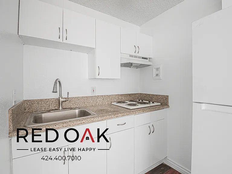 7466 Rosemead Blvd — Photo 9