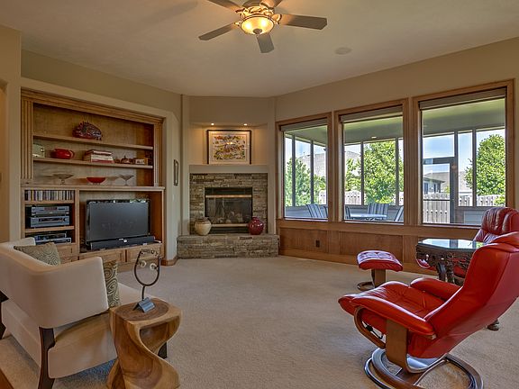 5th image of 5805 N 160th Ave