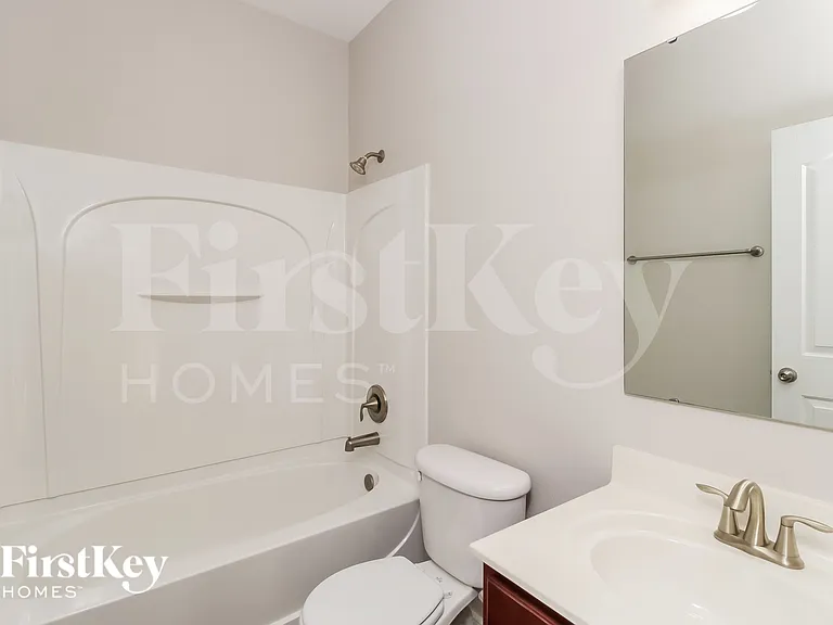 124 Fining Ct — Photo 13