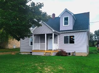 106 Hooper Rd, Endicott, NY 13760