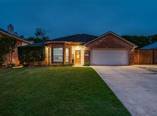 7112 Chaucer Dr, Denton, TX 76210