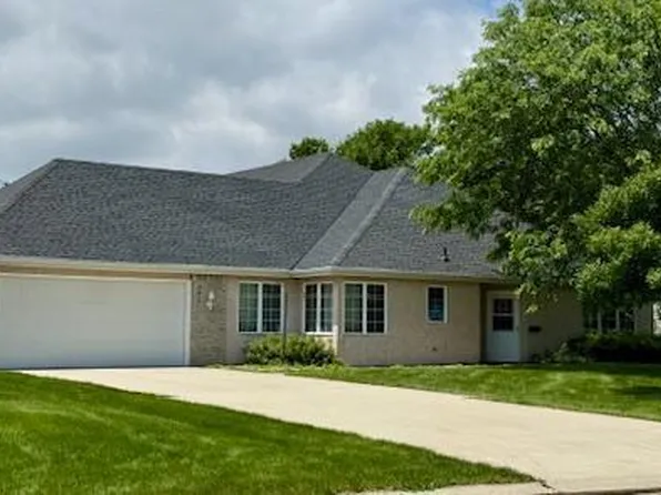904 23rd St SE, Willmar, MN 56201