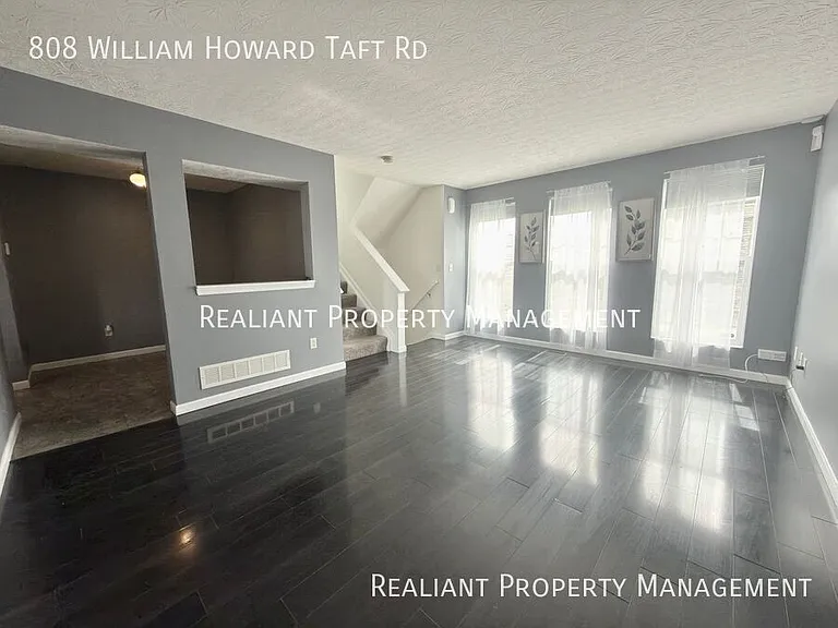 808 William Howard Taft Rd — Photo 3