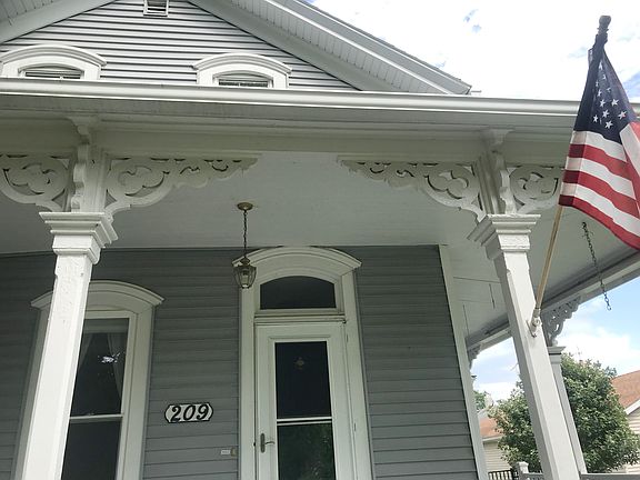 3rd image of 209 N Euclid Ave