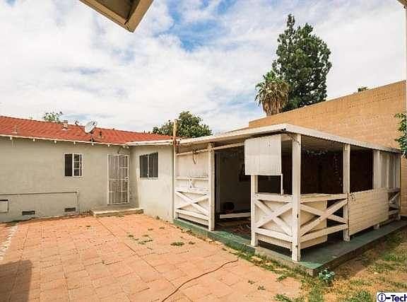 4th image of 5628 N Gladys Ave