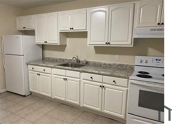 1545 Boston Ave — Photo 11