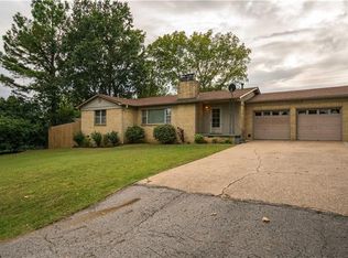 2 Eastwood Dr, Fort Smith, AR 72903