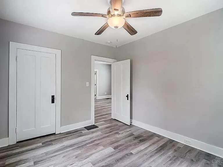 3479 Evanston Ave — Photo 13