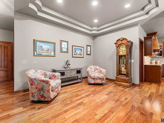 4th image of 7300 S Grand Arbor Ct
