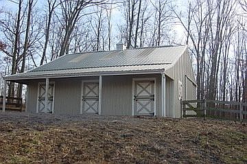 6 stall Barn with wash stall