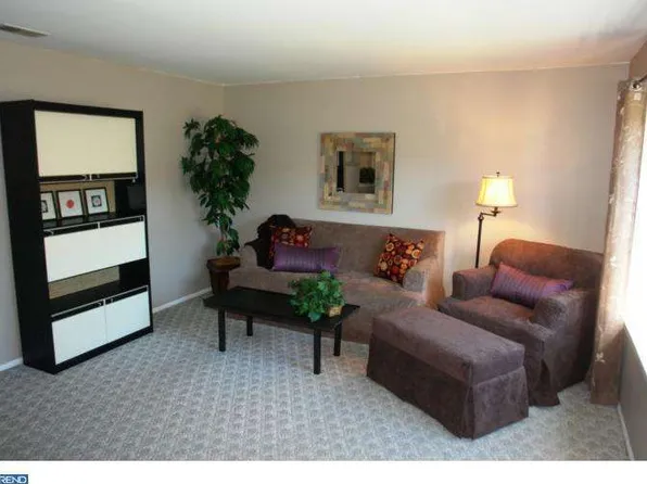 197 Wyndham Pl, Robbinsville, NJ 08691