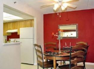 2815 Forbs Ave, Hoffman Estates, IL 60192