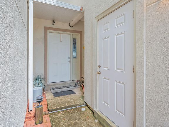 4th image of 7204 Majestic Blvd