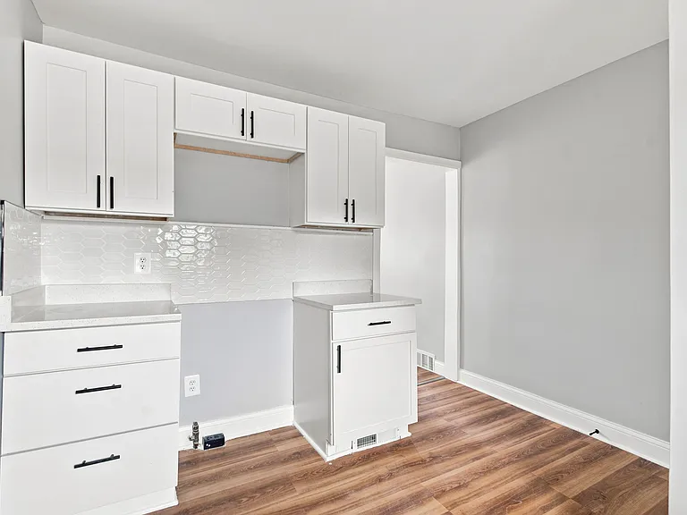 3677 Somerset Ave — Photo 13