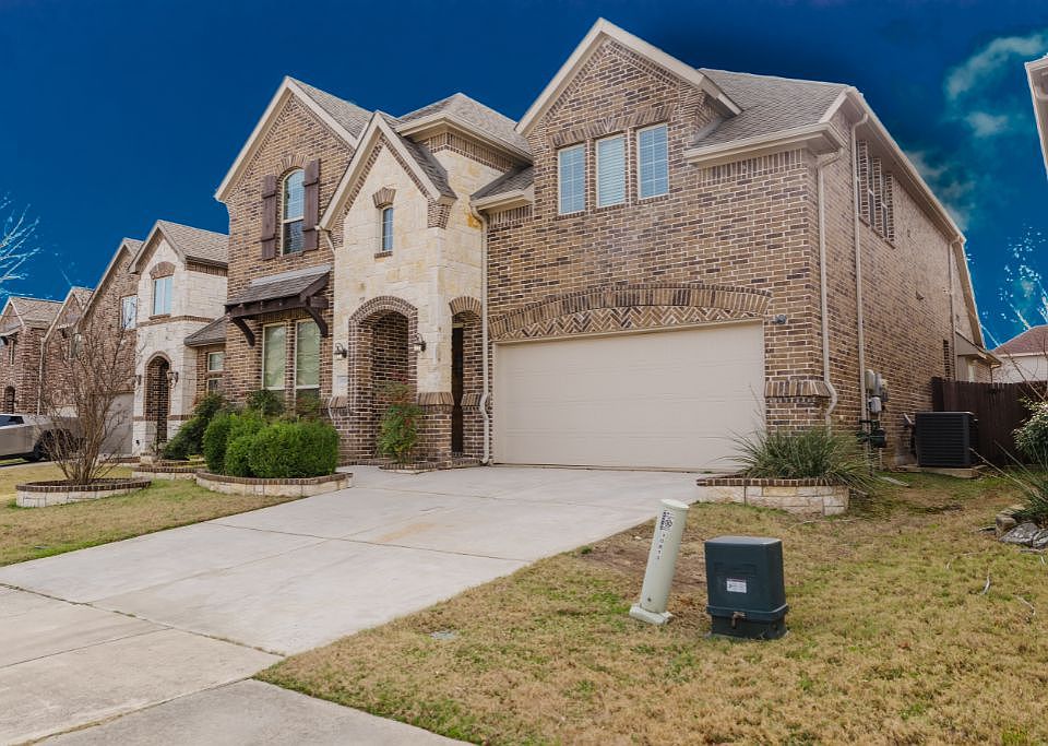 1st image of 10809 Grecian Dr