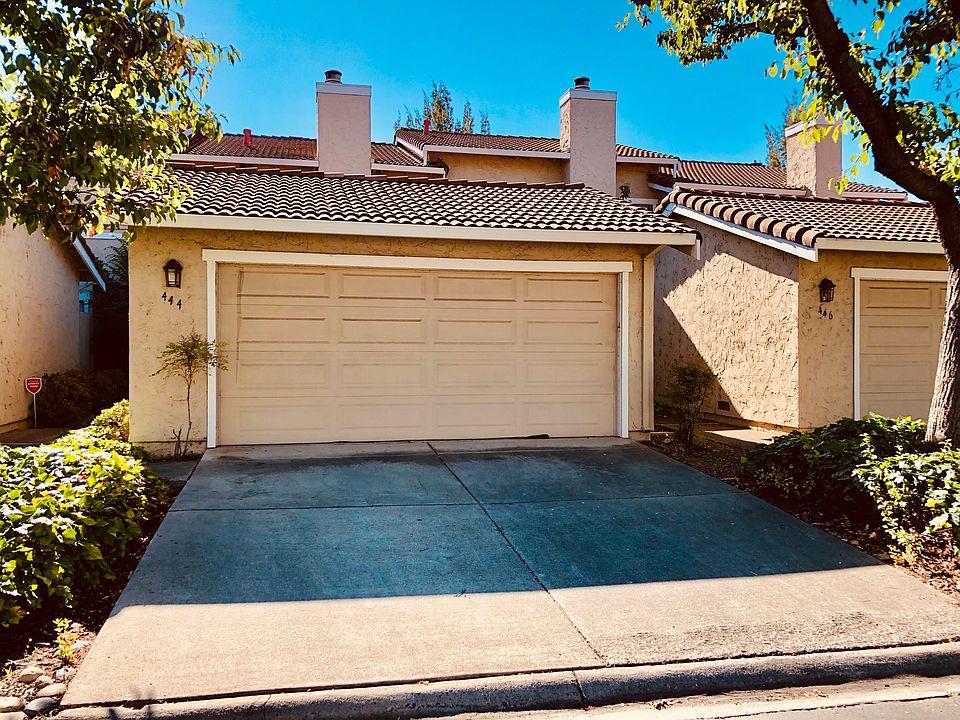 1st image of 444 W Hacienda Ave